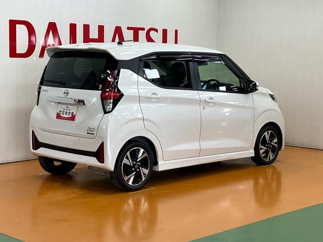 デイズ ハイウェイスター Gターボプロパイロットエディション 衝突被害軽減ブレーキシステム ドラレコ アラウンドビューモニター クルーズコントロール ステアリングスイッチ 電動パーキングブレーキ USB接続端子 Pスタート ETC インナーカメラ SOSスイッチ(8枚目)