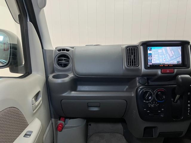 ＮＶ１００クリッパーバン ＧＸターボ　衝突被害軽減ブレーキシステム　両側スライドドア　Ｂカメラ　ナビ　エアコン　リヤファン　ＥＴＣ　横滑り防止機能　誤発進抑制機能　フォグランプ　電動格納ミラー　キーレス（13枚目）