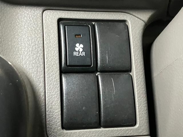 ＮＶ１００クリッパーバン ＧＸターボ　衝突被害軽減ブレーキシステム　両側スライドドア　Ｂカメラ　ナビ　エアコン　リヤファン　ＥＴＣ　横滑り防止機能　誤発進抑制機能　フォグランプ　電動格納ミラー　キーレス（18枚目）