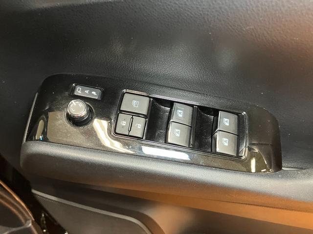 アルファード ２．５Ｓ　タイプゴールド　衝突被害軽減ブレーキシステム　ドラレコ　モデリスタエアロ　３列シート　ダブルエアコン　後席モニター　電動パーキングブレーキ　ステアリングスイッチ　両側オートスライドドア　ＳＯＳスイッチ　ＥＴＣ（25枚目）