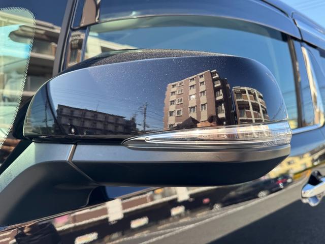 ヴェルファイア ２．５Ｚ　Ｇエディション　純正１０インチフルセグナビ／Ｂｌｕｅｔｏｏｔｈ／バックカメラ／サンルーフ／衝突被害軽減システム／３眼ＬＥＤヘッドランプ／両側電動スライドドア／パワーバックドア／セーフティセンス／ベンチレーションシート（28枚目）