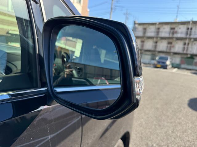 ヴェルファイア ２．５Ｚ　Ｇエディション　純正１０インチフルセグナビ／Ｂｌｕｅｔｏｏｔｈ／バックカメラ／サンルーフ／衝突被害軽減システム／３眼ＬＥＤヘッドランプ／両側電動スライドドア／パワーバックドア／セーフティセンス／ベンチレーションシート（29枚目）