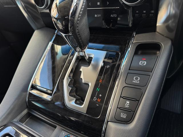 ヴェルファイア ２．５Ｚ　Ｇエディション　純正１０インチフルセグナビ／Ｂｌｕｅｔｏｏｔｈ／バックカメラ／サンルーフ／衝突被害軽減システム／３眼ＬＥＤヘッドランプ／両側電動スライドドア／パワーバックドア／セーフティセンス／ベンチレーションシート（37枚目）