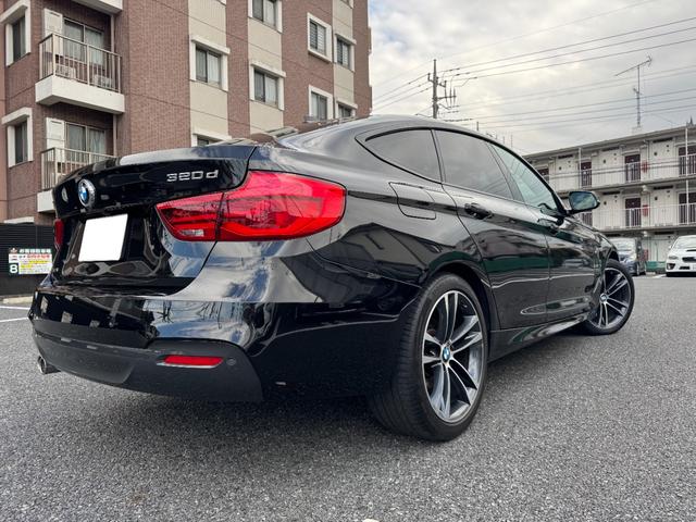 3シリーズ 320d xDrive グランツーリスモ Mスポーツ 純正ナビ/純正19インチアルミホイール/レザーシート/シートヒート/クルーズコントロール(6枚目)