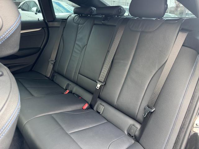 3シリーズ 320d xDrive グランツーリスモ Mスポーツ 純正ナビ/純正19インチアルミホイール/レザーシート/シートヒート/クルーズコントロール(12枚目)