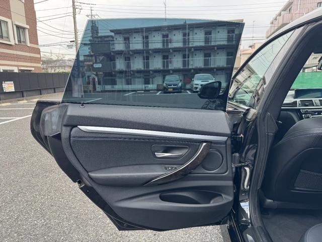 3シリーズ 320d xDrive グランツーリスモ Mスポーツ 純正ナビ/純正19インチアルミホイール/レザーシート/シートヒート/クルーズコントロール(32枚目)