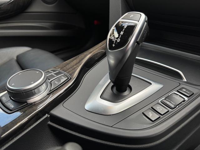 3シリーズ 320d xDrive グランツーリスモ Mスポーツ 純正ナビ/純正19インチアルミホイール/レザーシート/シートヒート/クルーズコントロール(43枚目)