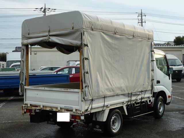 トヨエース ジャストロー　１．１５ｔ平ボデイー幌付き　車両総重量３０４５ｋｇ　積載量１１５０ｋｇ　５ＭＴ　フル装備　荷台鉄板（5枚目）