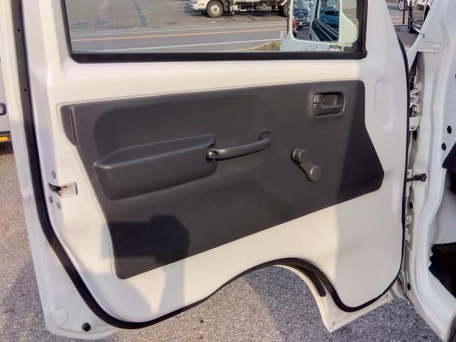キャリイトラック  冷蔵冷凍車 -30℃設定-26℃確認済み AT フォグランプ ブレーキランプLED ドアバイザー エアコン ABS エアバック 車検9年9月(21枚目)
