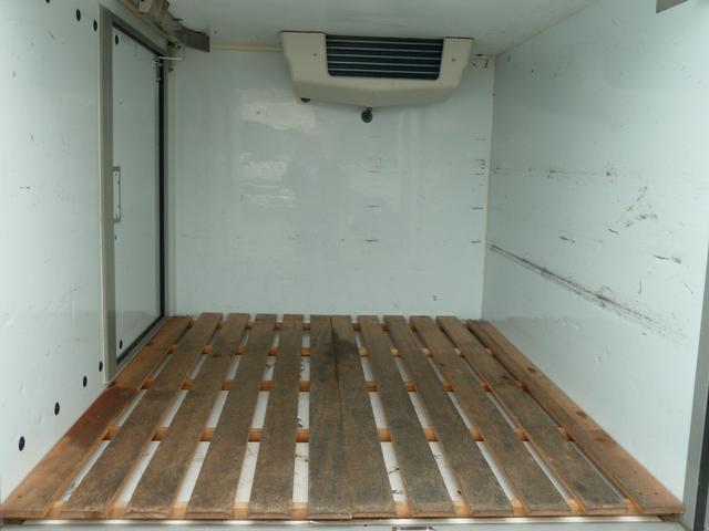 キャリイトラック 　冷蔵冷凍車　オートマ　ＥＴＣ　ナビ　バックカメラ　エアコン　パワステ　ミラー型ドラレコ　集中ドアロック　　Ｒエアバック　ワンセグＴＶ（11枚目）