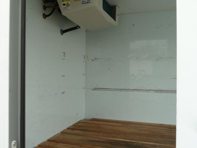 キャリイトラック 　冷蔵冷凍車　オートマ　ＥＴＣ　ナビ　バックカメラ　エアコン　パワステ　ミラー型ドラレコ　集中ドアロック　　Ｒエアバック　ワンセグＴＶ（13枚目）