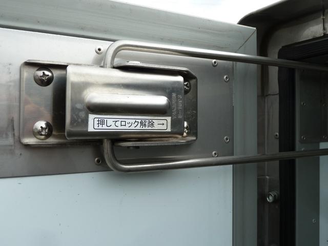 キャリイトラック 　冷蔵冷凍車　オートマ　ＥＴＣ　ナビ　バックカメラ　エアコン　パワステ　ミラー型ドラレコ　集中ドアロック　　Ｒエアバック　ワンセグＴＶ（15枚目）