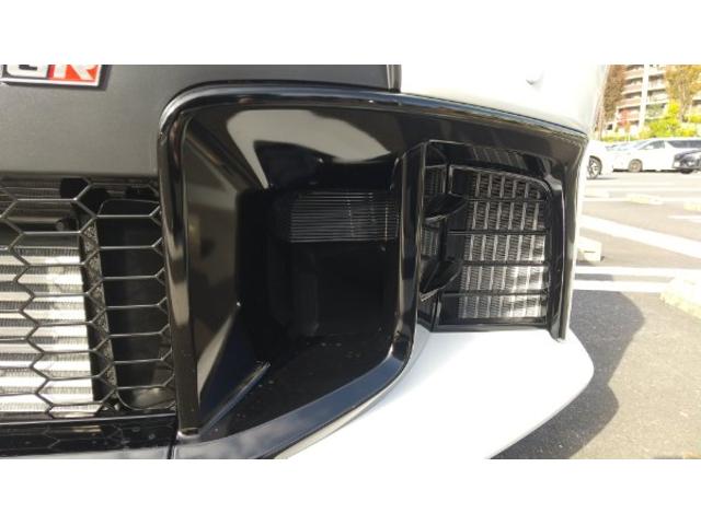 ＧＲヤリス ＲＺハイパフォーマンス＋エアロパフォーマンスパッケ－ジ　登録済未使用車　ＯＰ：縦引きＰＢ＆クーリングＰＫＧ　サブラジエター　インタークーラースプレー　コールドエアインテークダクト　可変リアウィング　ダクト付アルミフード　フェンダーダクト　リアバンパーダクト（30枚目）