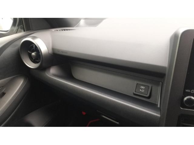 ＧＲヤリス ＲＺハイパフォーマンス＋エアロパフォーマンスパッケ－ジ　登録済未使用車　ＯＰ：縦引きＰＢ＆クーリングＰＫＧ　サブラジエター　インタークーラースプレー　コールドエアインテークダクト　可変リアウィング　ダクト付アルミフード　フェンダーダクト　リアバンパーダクト（65枚目）