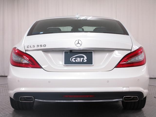 ＣＬＳ３５０　ＡＭＧスポーツパッケージ　禁煙車／ガラスサンルーフ／レーダーセーフティ／ピレリ２０２３年製造タイヤ／黒本革／シートメモリー／全席シートヒーター／ＡＭＧエアロ・１９インチアルミ／シングルルーバーグリル／ＬＥＤライト(6枚目)