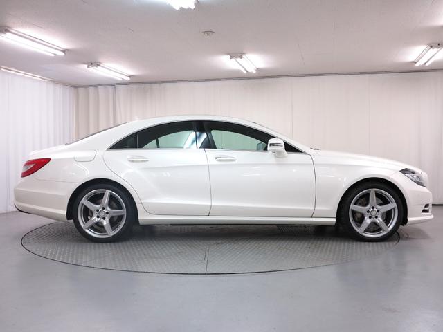 ＣＬＳ３５０　ＡＭＧスポーツパッケージ　禁煙車／ガラスサンルーフ／レーダーセーフティ／ピレリ２０２３年製造タイヤ／黒本革／シートメモリー／全席シートヒーター／ＡＭＧエアロ・１９インチアルミ／シングルルーバーグリル／ＬＥＤライト(72枚目)