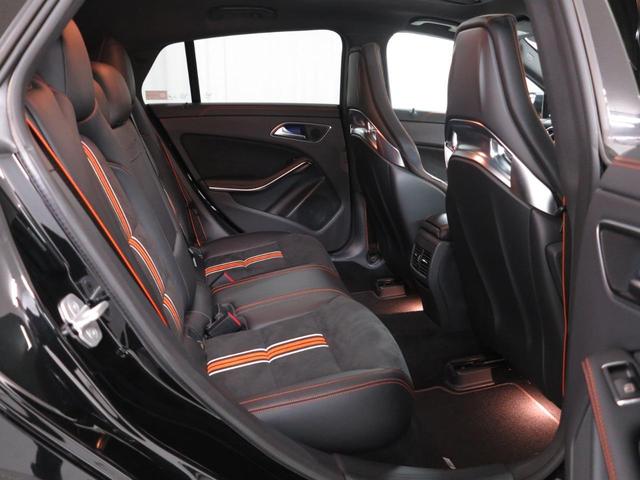 ＣＬＡ４５　４ＭシュティングブレクオレンジアートＥＤ　禁煙車／１１０台限定車／サンルーフ／純正ナビ／バックモニター／純正１９ＡＷ／ＡＣＣ／ＢＳＭ／衝突防止アシストプラス／ハーフレザー／シートヒーター／ハーマンカードン／ＥＴＣ／整備記録簿／スペアキー(14枚目)