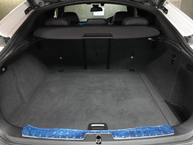 X6 xDrive 35i Mスポーツ Mパフォーマンスカーボンスポイラー/サイドスカート/ミラーカバー/リアフラップ/スポーツステアリング/カーボンセレクターカバー/フロアマット セレクトPKG/コンフォートPKG/HUD/360℃カメラ(33枚目)