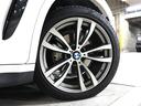 xDrive 35i Mスポーツ Mパフォーマンスカーボンスポイラー/サイドスカート/ミラーカバー/リアフラップ/スポーツステアリング/カーボンセレクターカバー/フロアマット セレクトPKG/コンフォートPKG/HUD/360℃カメラ(47枚目)