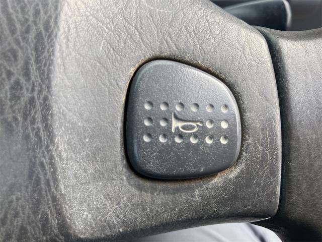 ハイゼットトラック エアコン・パワステ　スペシャル　４ＷＤ　エアコン　パワーステアリング　最大積載量３５０ｋｇ　車検令和８年３月まで　走行距離１４万キロ　修復歴無し　サイドブレーキ（24枚目）