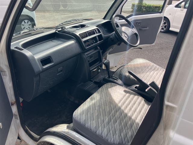 ハイゼットトラック エアコン・パワステ　スペシャル　４ＷＤ　エアコン　パワーステアリング　最大積載量３５０ｋｇ　車検令和８年３月まで　走行距離１４万キロ　修復歴無し　サイドブレーキ（34枚目）