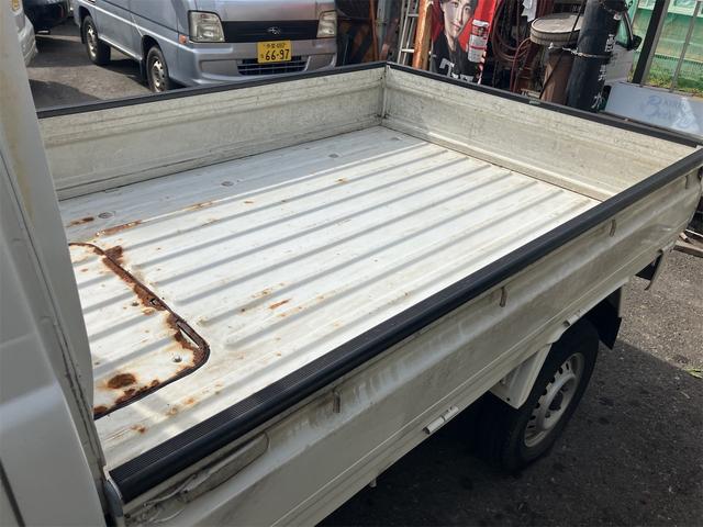 ハイゼットトラック エアコン・パワステ　スペシャル　４ＷＤ　エアコン　パワーステアリング　最大積載量３５０ｋｇ　車検令和８年３月まで　走行距離１４万キロ　修復歴無し　サイドブレーキ（42枚目）