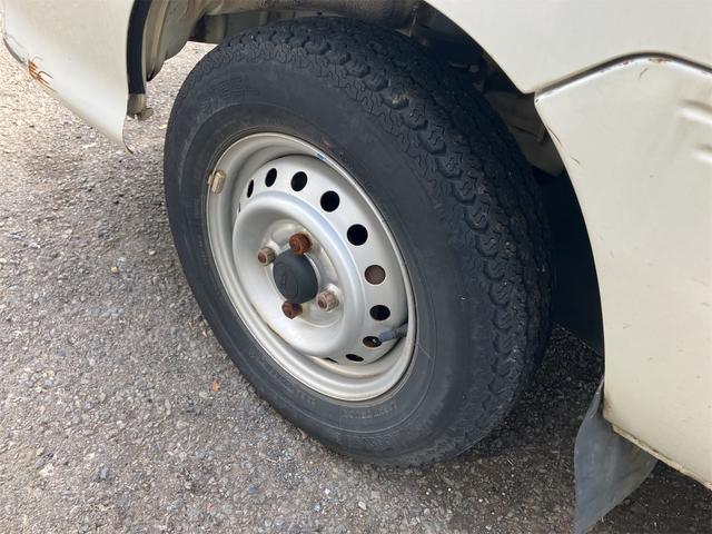 ハイゼットトラック エアコン・パワステ　スペシャル　４ＷＤ　エアコン　パワーステアリング　最大積載量３５０ｋｇ　車検令和８年３月まで　走行距離１４万キロ　修復歴無し　サイドブレーキ（44枚目）