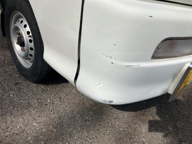 ハイゼットトラック エアコン・パワステ　スペシャル　４ＷＤ　エアコン　パワーステアリング　最大積載量３５０ｋｇ　車検令和８年３月まで　走行距離１４万キロ　修復歴無し　サイドブレーキ（59枚目）