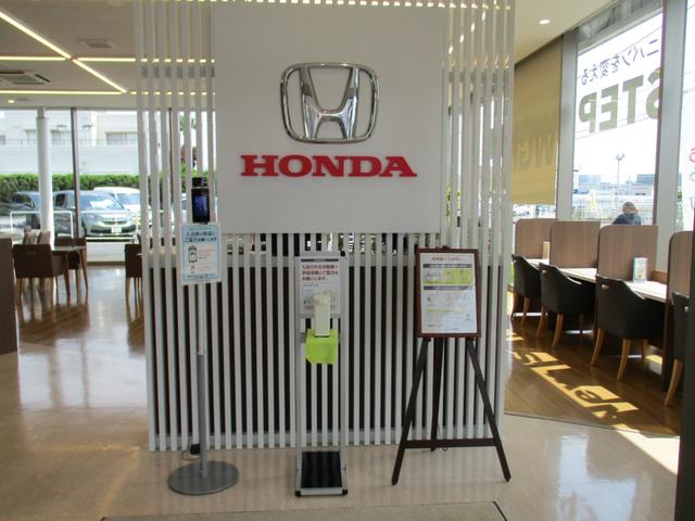 Ｎ－ＢＯＸカスタム ターボ　純正メモリナビ　バックカメラ　ＥＴＣ　ホンダセンシング　ターボモデル　当社レンタアップ　イモビライザー　１オナ　衝突被害軽減　禁煙　ベンチシート　キーフリー　Ｐセンサー　ＥＳＣ　パワステ　ターボ車（51枚目）