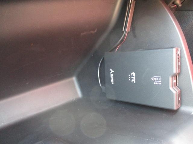 フリード エアーEX 純正メモリナビ バックカメラ ETC ホンダセンシング 両側電動スライドドア 当社デモカー バックモニター 盗難防止システム 両側パワースライドドア 横滑り防止装置 クルコン フルセグ オートエアコン(5枚目)