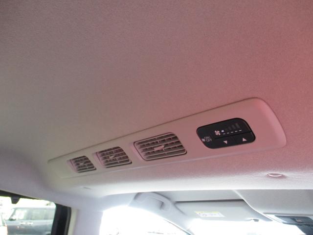 フリード エアーEX 純正メモリナビ バックカメラ ETC ホンダセンシング 両側電動スライドドア 当社デモカー バックモニター 盗難防止システム 両側パワースライドドア 横滑り防止装置 クルコン フルセグ オートエアコン(15枚目)