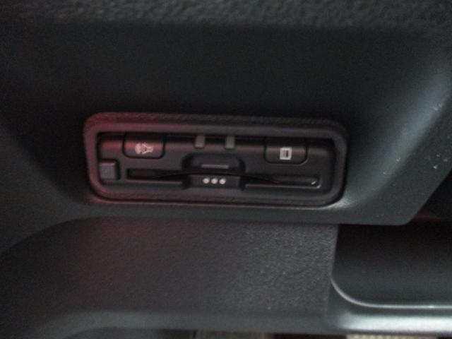 ＥＴＣが付いてます。料金所での支払いがスムーズに出来ます。