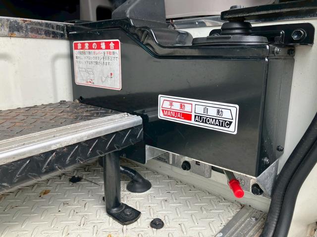 コースター ロングＬＸターボ　２９人乗り　電動フラップステップ　フォグランプ　左電格ミラー　Ｗタイヤ　電動サイド扉（29枚目）