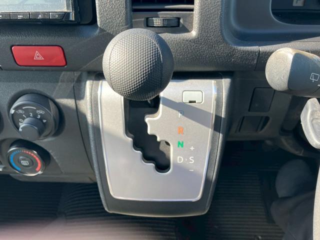 ハイエースバン DX AT車 トヨタ車体 昇降リフト付(300kgまで) KENWOODナビ ETC キーレス ドラレコ Bluetooth接続 バックカメラ(22枚目)