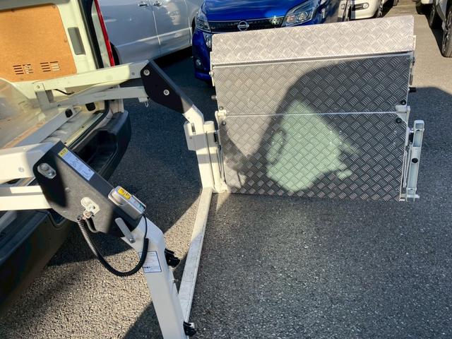 ハイエースバン DX AT車 トヨタ車体 昇降リフト付(300kgまで) KENWOODナビ ETC キーレス ドラレコ Bluetooth接続 バックカメラ(43枚目)