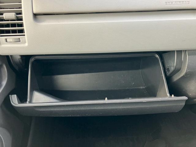 ハイエースバン DX 9人乗 AT車 カロッツェリアナビ キーレス バックカメラ ターボ 4WD(21枚目)