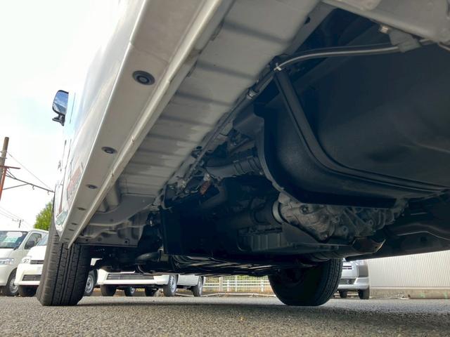 ハイエースバン DX 9人乗 AT車 カロッツェリアナビ キーレス バックカメラ ターボ 4WD(44枚目)