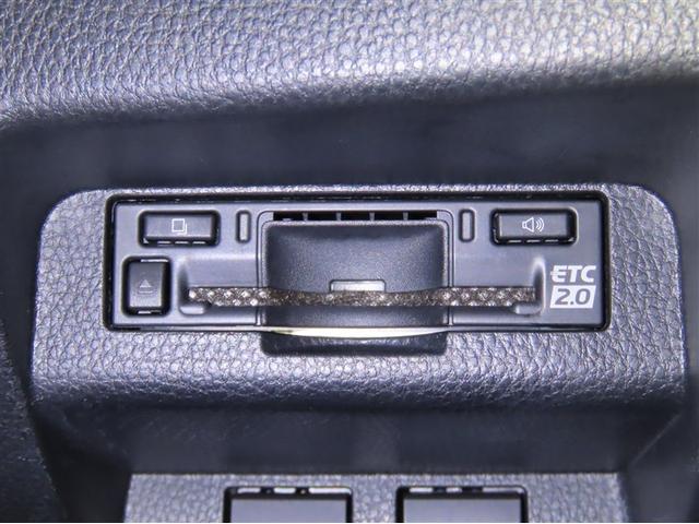 クラウンスポーツ Z ムーンルーフ 本革シート シートヒーター&ベンチレーション メモリーナビ フルセグTV メディアプレイヤー接続 パノラミックビューモニター パワーバックドア 衝突回避軽減ブレーキ 踏み間違い制御装置(15枚目)