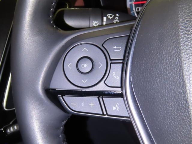 クラウンハイブリッド ＲＳ　メモリーナビ　フルセグＴＶ　ＣＤＤＶＤ再生　パノラミックビューモニター　シートヒーター　ＥＴＣ　衝突回避軽減ブレーキ　踏み間違い制御装置　車線逸脱警報　オートハイビーム　ブラインドモニター（16枚目）