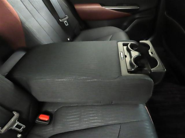 クラウンハイブリッド ＲＳ　メモリーナビ　フルセグＴＶ　ＣＤＤＶＤ再生　パノラミックビューモニター　シートヒーター　ＥＴＣ　衝突回避軽減ブレーキ　踏み間違い制御装置　車線逸脱警報　オートハイビーム　ブラインドモニター（24枚目）