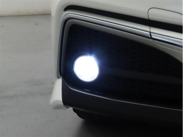 クラウンハイブリッド ＲＳ　メモリーナビ　フルセグＴＶ　ＣＤＤＶＤ再生　パノラミックビューモニター　シートヒーター　ＥＴＣ　衝突回避軽減ブレーキ　踏み間違い制御装置　車線逸脱警報　オートハイビーム　ブラインドモニター（28枚目）