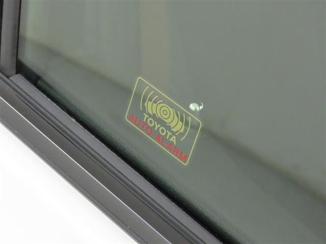 クラウンハイブリッド ＲＳ　メモリーナビ　フルセグＴＶ　ＣＤＤＶＤ再生　パノラミックビューモニター　シートヒーター　ＥＴＣ　衝突回避軽減ブレーキ　踏み間違い制御装置　車線逸脱警報　オートハイビーム　ブラインドモニター（31枚目）