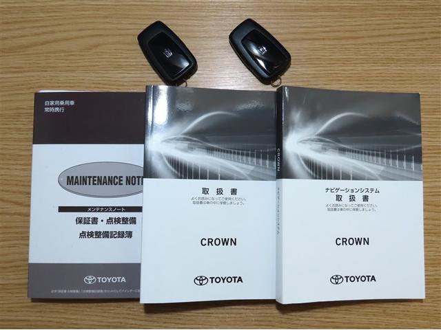 クラウンハイブリッド ＲＳ　メモリーナビ　フルセグＴＶ　ＣＤＤＶＤ再生　パノラミックビューモニター　シートヒーター　ＥＴＣ　衝突回避軽減ブレーキ　踏み間違い制御装置　車線逸脱警報　オートハイビーム　ブラインドモニター（40枚目）