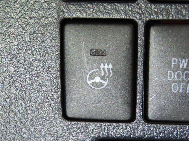 アルファード 2.5S Cパッケージ サンルーフ メモリーナビ メディアプレイヤー接続 後席モニター バックカメラ ETC 両側電動スライドドア パワーバックドア シートヒーター&ベンチレーション 衝突回避軽減ブレーキ 踏み間違い制御装置(13枚目)