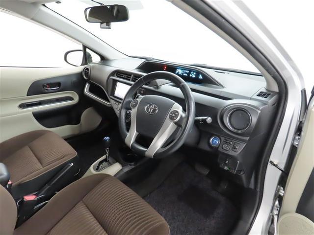 アクア Ｇ　メモリーナビ　フルセグＴＶ　ＣＤＤＶＤ再生　Ｂｌｕｅｔｏｏｔｈ　バックモニター　ＥＴＣ　スマートキー　純正アルミホイール（6枚目）