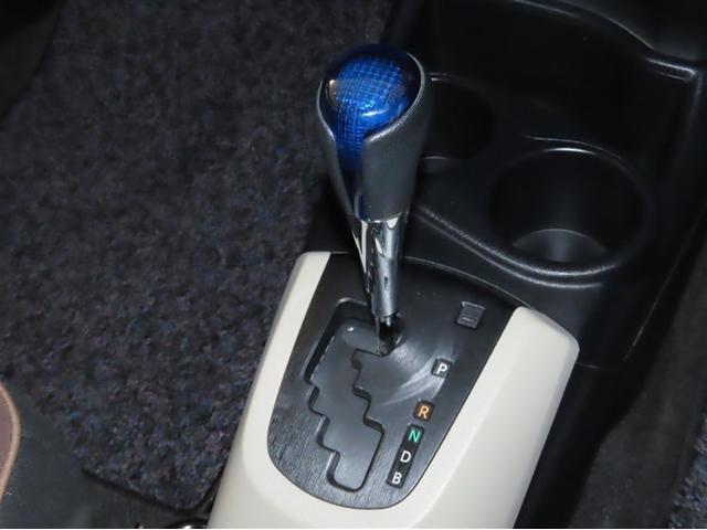 アクア Ｇ　メモリーナビ　フルセグＴＶ　ＣＤＤＶＤ再生　Ｂｌｕｅｔｏｏｔｈ　バックモニター　ＥＴＣ　スマートキー　純正アルミホイール（17枚目）