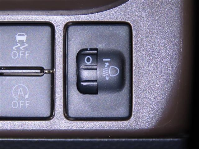 ルーミー Ｇ　衝突回避軽減ブレーキ　踏み間違い制御装置　車線逸脱警報　オートハイビーム　バックモニター　両側電動スライドドア　ＬＥＤヘッドランプ　メモリーナビ　ワンセグＴＶ　ＣＤ再生　メディアプレイヤー接続（19枚目）