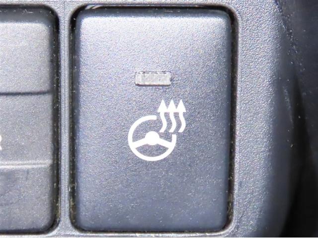 シエンタ ファンベースＧ　セーフティーエディション　衝突軽減ブレーキ　踏み間違い制御装置　車線逸脱警報　オートハイビーム　パノラミックビューモニター　両側電動スライドドア　ＬＥＤヘッドランプ　シートヒーター　メモリーナビ　フルセグＴＶ　ＣＤＤＶＤ再生（4枚目）