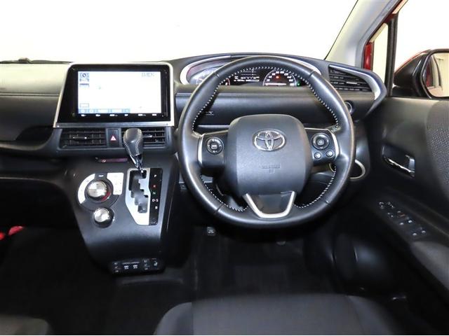 シエンタ ファンベースＧ　セーフティーエディション　衝突軽減ブレーキ　踏み間違い制御装置　車線逸脱警報　オートハイビーム　パノラミックビューモニター　両側電動スライドドア　ＬＥＤヘッドランプ　シートヒーター　メモリーナビ　フルセグＴＶ　ＣＤＤＶＤ再生（9枚目）