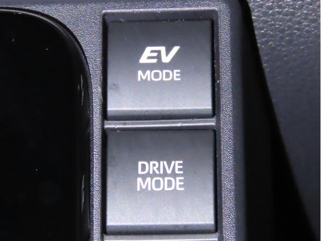 シエンタ ハイブリッドZ 衝突軽減ブレーキ 踏み間違い制御装置 車線逸脱警報 オートハイビーム ブラインドモニター パノラミックビューモニター ドラレコ 両側電動スライドドア メモリーナビ フルセグTV クルーズコントロール(22枚目)